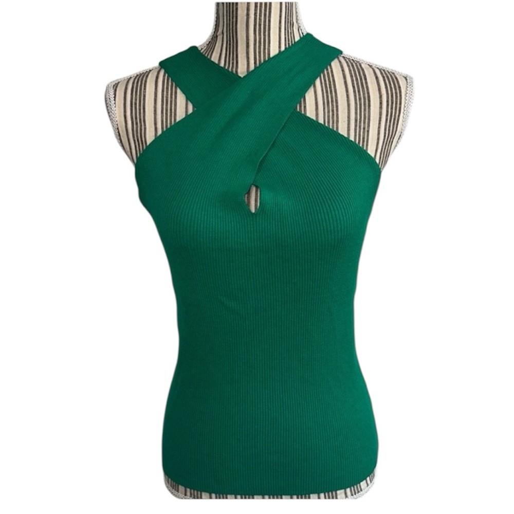 NWT Skies are Blue, kelly green sleeveless fitted halter neck top with cut out